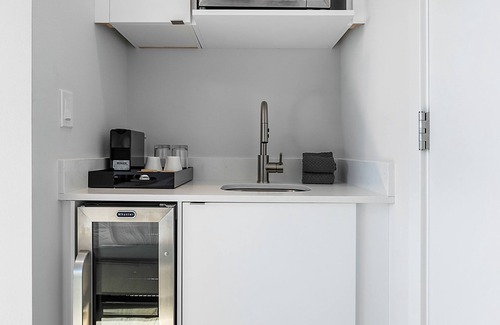 East Queen Anne House | Back To The Future Sweet Suites