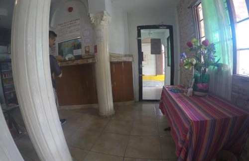 Calidonia Hotel | Backpacker Inn