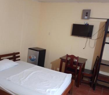 Puerto Jimenez House | Backpackers Corcovado Tours