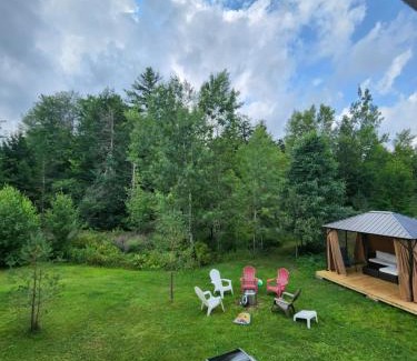 Lincoln House | Backyard Bliss in the White Mountains