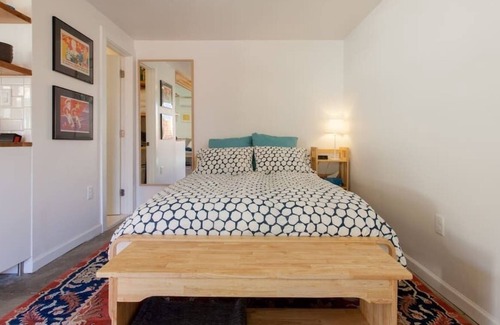 Alberta Arts District House | Backyard Cottage, Alberta Arts District