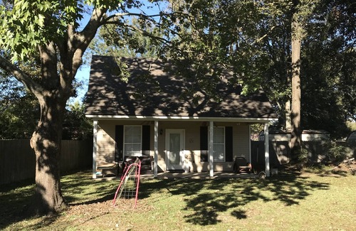 Milton Cottage | Backyard Cottage