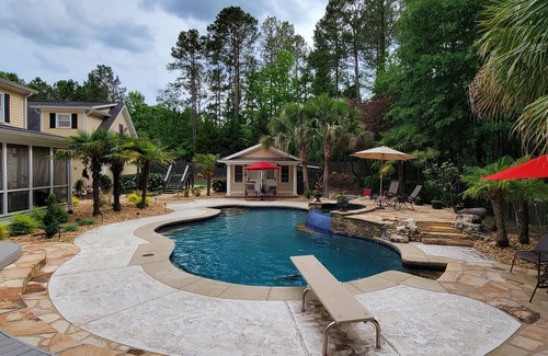 Grovetown Apartment | Backyard Oasis Grovetown pool