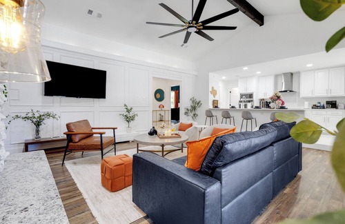 North Richland Hills House | Backyard Oasis: Pool, Hot Tub, Giant Chess & Mini Golf