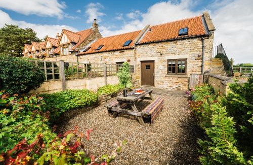 Scalby House | Badger Cottage