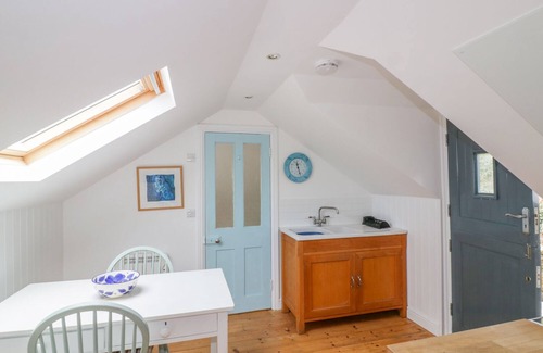 Sennen Cove Cottage | BADGERS LOFT, romantic, character holiday cottage in Sennen Cove