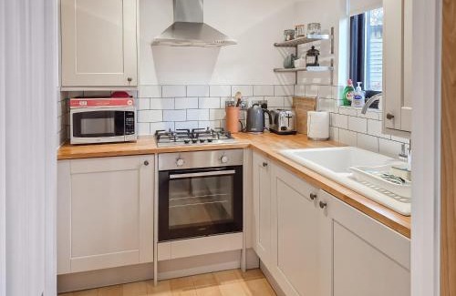 Newport House | Badgers Sett Brook