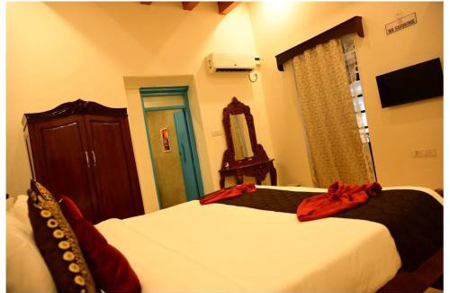 Saunta Vaddo Villa | Baga Villa "4 BHK Villa with Private Pool"
