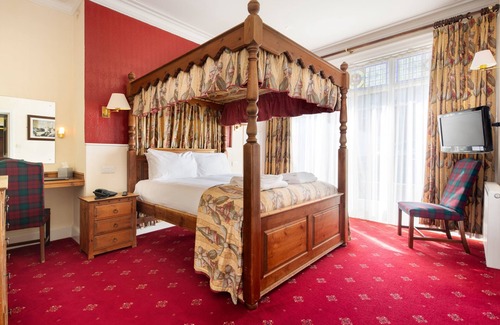 Whitby Hotel | Bagdale Hall & Annex