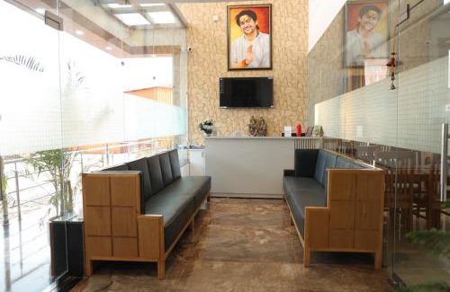 Chhatarpur Hotel | Bageshwar Insignia