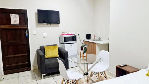 Northcliff Apartment | Bagley Terrace 145