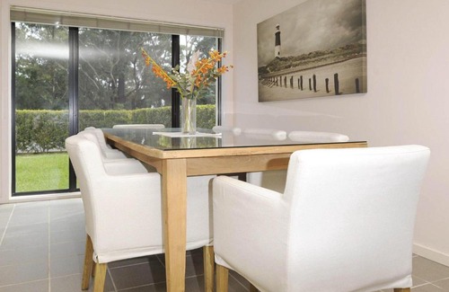 Corlette House | Bagnall Views Stylish and modern duplex across the road to the waters edge