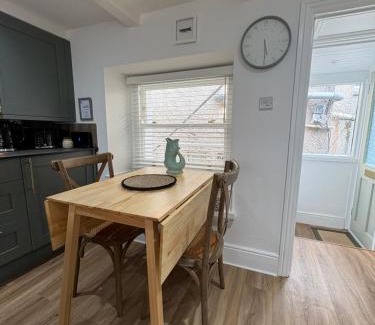 St Ives House | Bagnalls Cottage, A newly renovated cottage in the heart of the Downalong, St Ives moments from the harbour beach