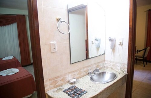 Zona Granja Hotel | Bagu Iguazú Hotel el Leñador