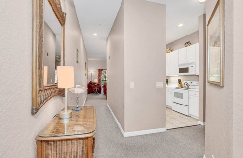 Lake Davenport Estates Condo | Bahama Bay Caribbean Island themed resort of near to Disney