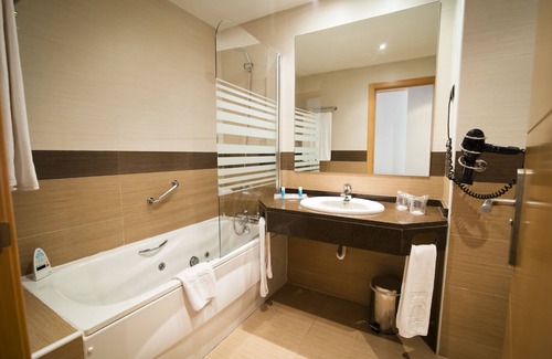 Almunecar Hotel | Bahia Almuñecar