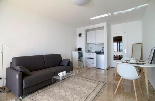 Fabron Apartment | Bahia Bay