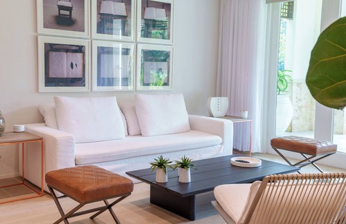 Herreras Apartment | Bahia Beach Ground Level 2BDRM- Contemporary Luxurious Villa Chic