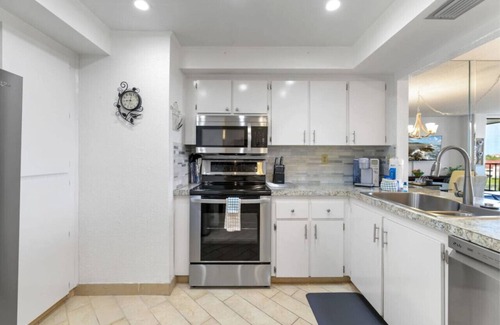 Isla del Sol Condo | Bahia L-503|1BD|1.5BA