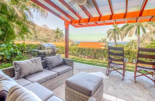 El Ocotal Villa | Bahia Pez Vela Villa at 18