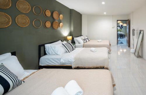 Chom Phon House | Bai Bua House Chatuchak