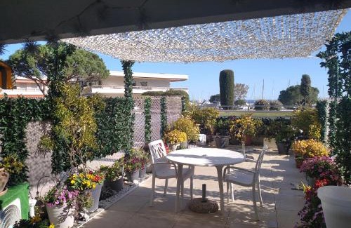 Villeneuve Loubet Beach Apartment | Baie des anges appartement Bis