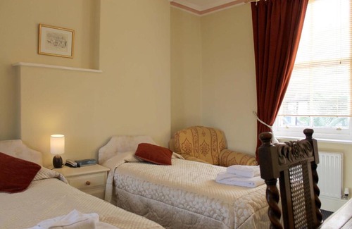 Lincoln Hotel | Bail House