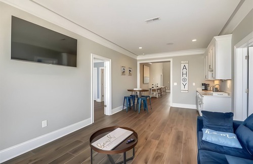 Windy Hill House | Bailey's Lighthhouse