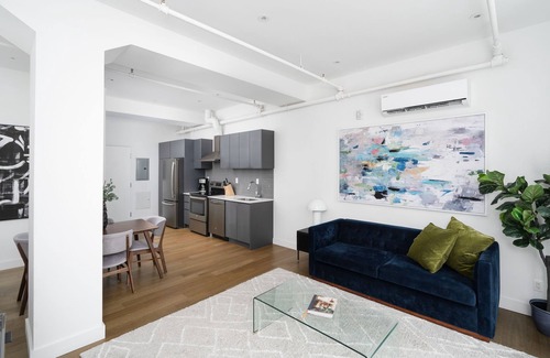 Chinatown Apartment | BAKAN Gem in the city : MODERN 1BD in Old Mtl/DT