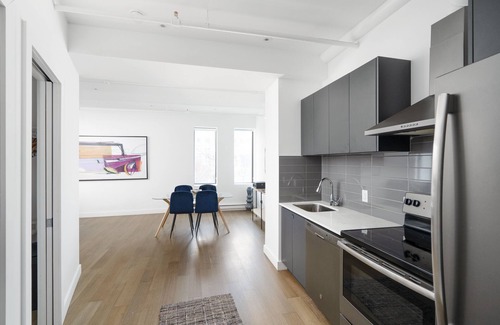 International District Apartment | Bakan - Gem in the city : MODERN 1BD in Old/DT