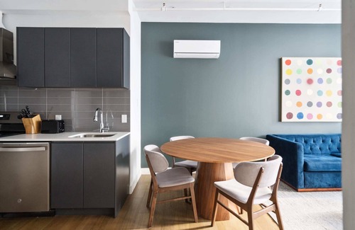 Chinatown Apartment | Bakan- Queen 1Bedroom Old Montreal