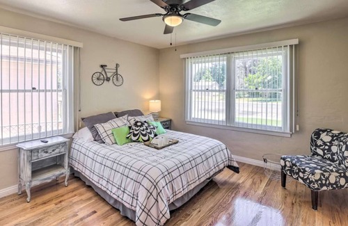 Bakersfield House | Bakersfield City Home w Patio and Garden