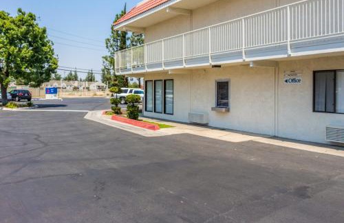 West Park Community Hotel | Bakersfield - Motel
