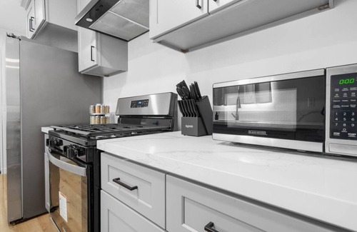 Bakersfield House | Bakersfield Sunset Stay