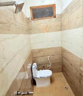 Faizabad Hotel | Balaji Dharmshala