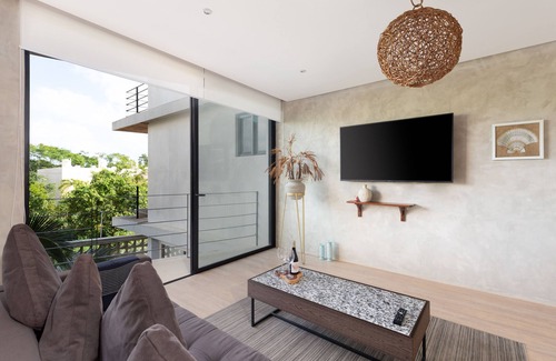 La Veleta House | Balba 3 By Loclkey