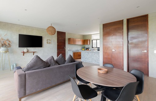 La Veleta House | Balba 3 By Loclkey