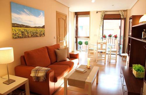Prosperidad Apartment | Balcón con luz natural
