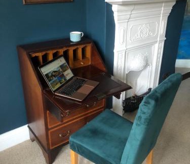 Stroud Bed & Breakfast | Balcarres, Rodborough Avenue