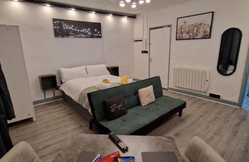 Nottingham City Centre Apartment | Balco Strata Studio