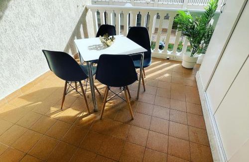 Velilla-Taramay Apartment | BALCON PLAYA Y PISCINA 2 Habitaciones IPANEMA PONDOS