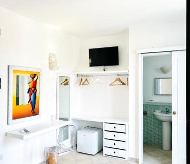 Otranto Historic Centre Bed & Breakfast | Balconcino d'Oriente