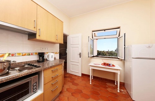 Calicas Villa | BALCONY APARTMENT