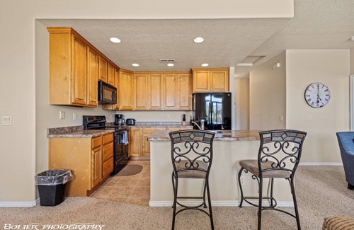 Mesquite Condo | Balcony Breeze Retreat Mesquite Vacation Rental surrounded by Golf Courses & Recreation