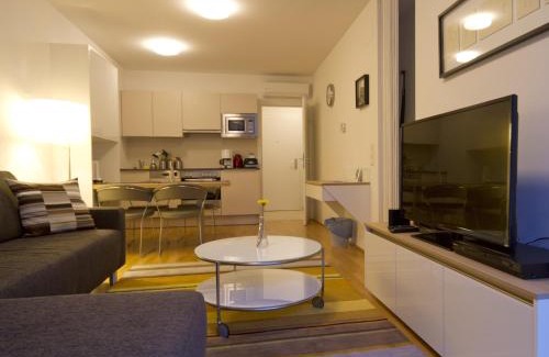 Schottenfeld Apartment | Balcony Dream Mariahilf Top 29