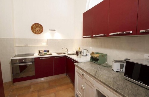 Tropea Apartment | Balcony on the Cliff Overlooking the Sea