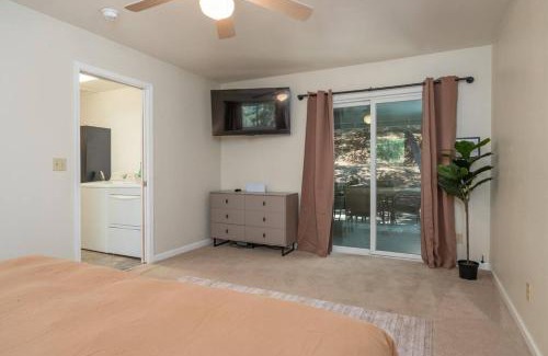 Mariposa House | Bald Bear Barracks