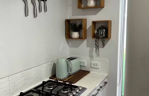 Baldivis House | Baldivis Home Close to IGA/CAFE/RESTAURANTS