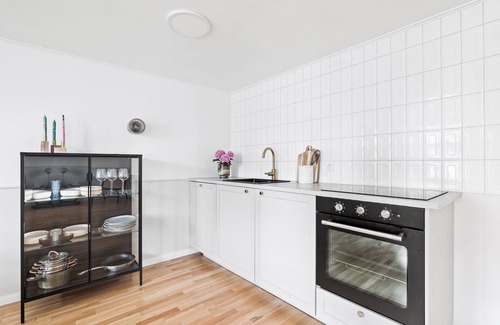 Downtown Apartment | Baldursbrá - Downtown Holiday Home