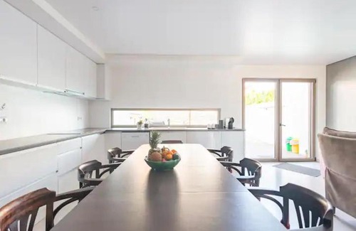 Ferrel House | Baleal Surf Ranch